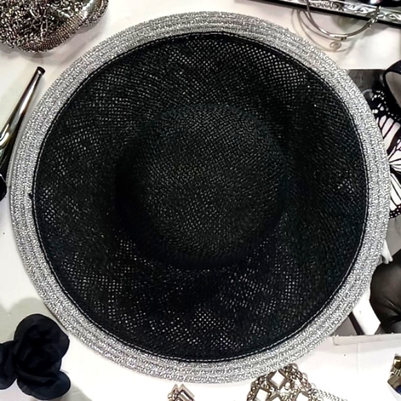 100% Paper Brim with Shimmery Silver Metallic Trim - Picture 3 of 14